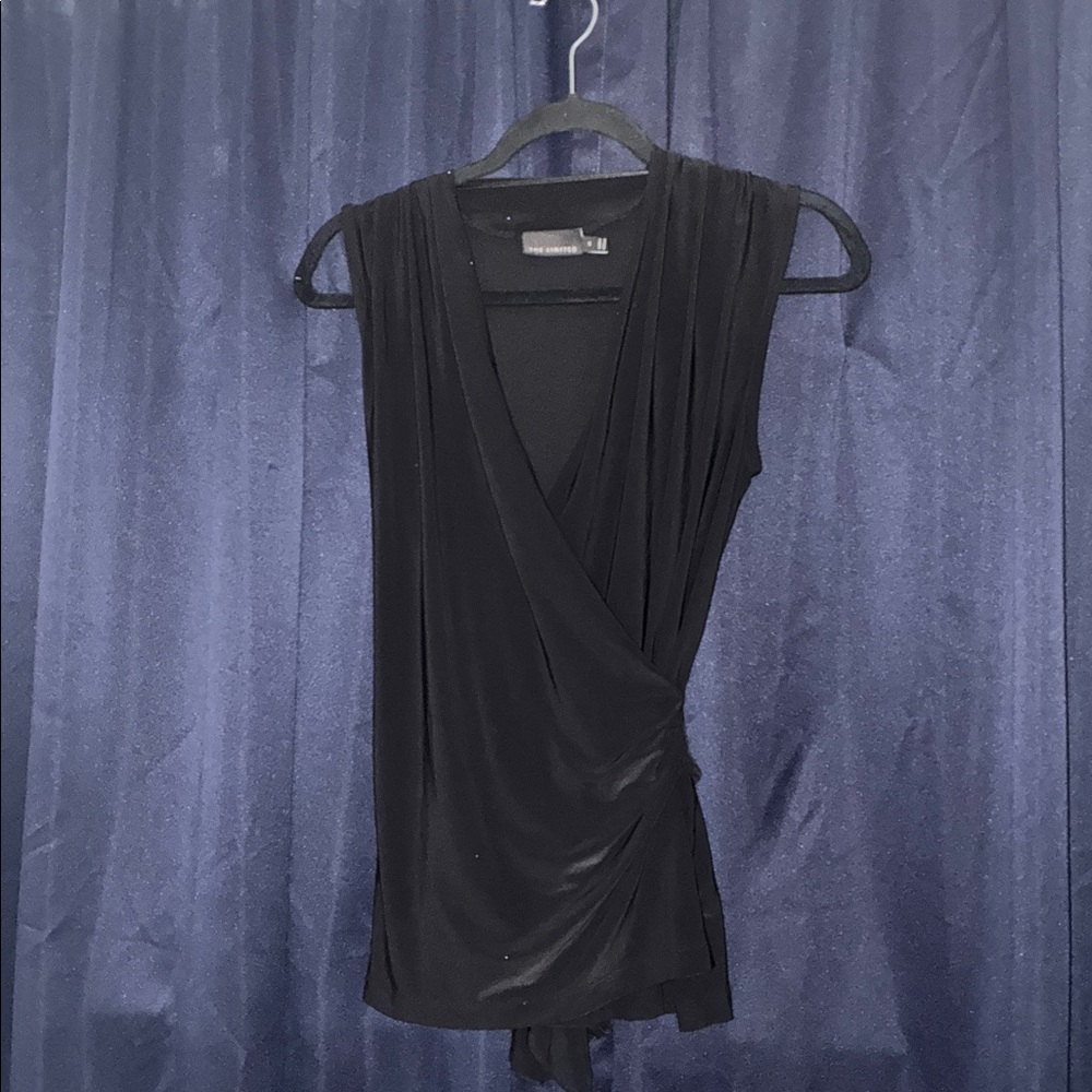 Elegant Black Sleeveless Silky Top
